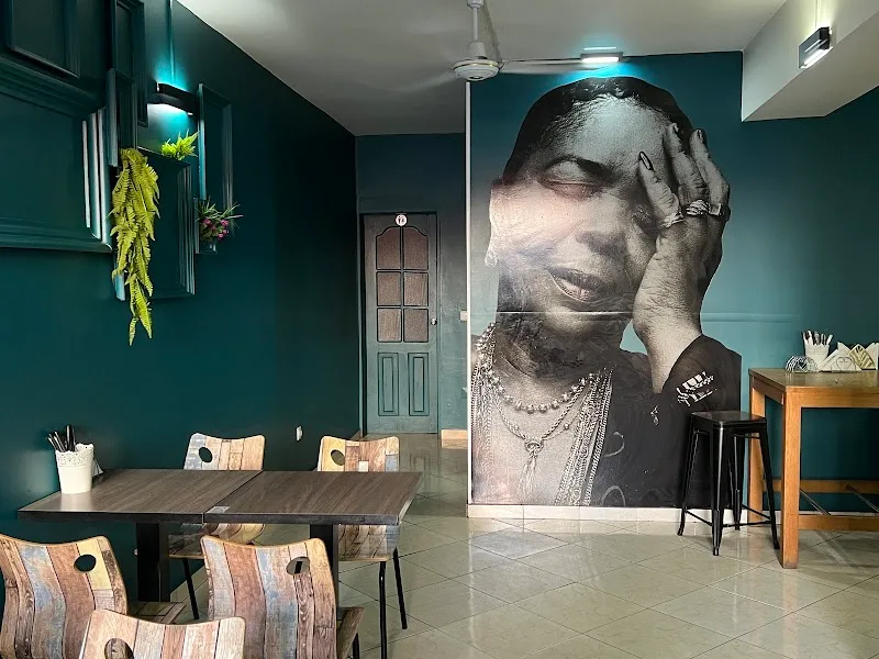 L'ATELIER / PRAIA 4