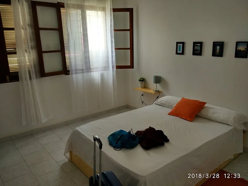 Syd's Guesthouse 2