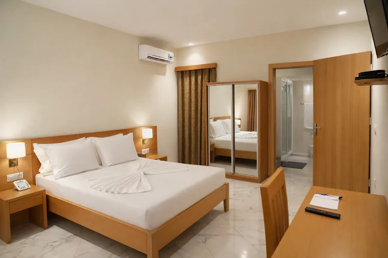 Cruzeiro Guest House Bar Restaurant and Lounge 2