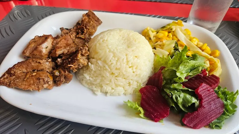 Cantinho de Amizade Snack Bar Restaurante 4