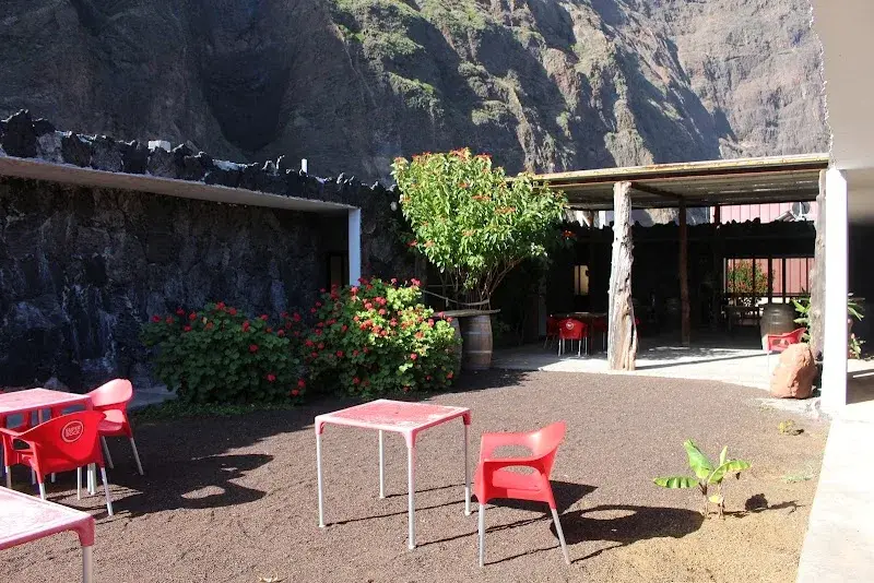 Hotel Oasis Cova Tina