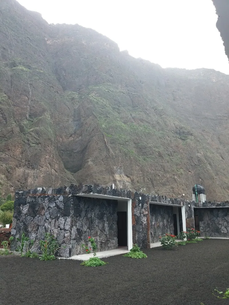 Hotel Oasis Cova Tina 4