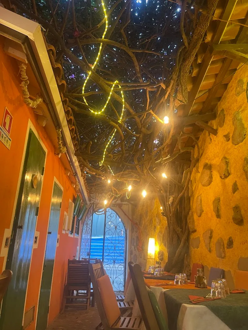 Chez Pastis 3