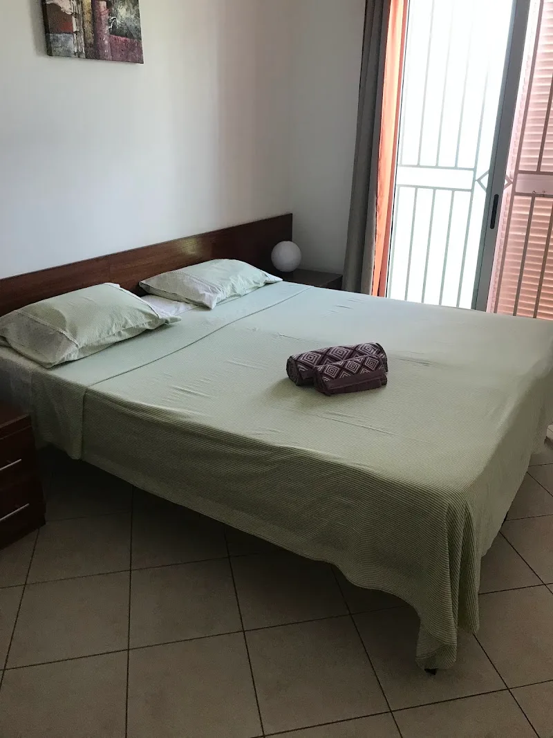 Basic Hotel 2