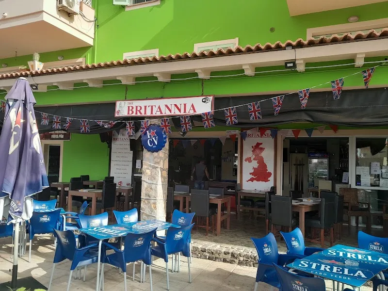 The Britannia @Bailey's Bar 4