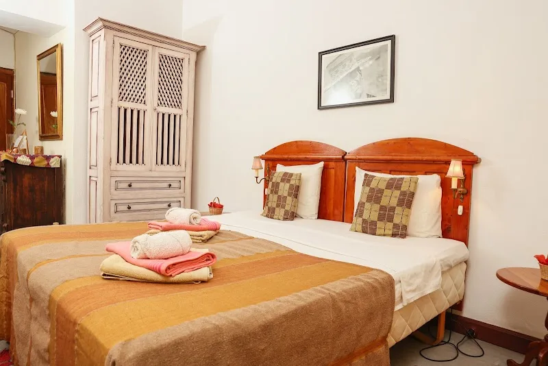 Colonial Guest House of Fogo 2