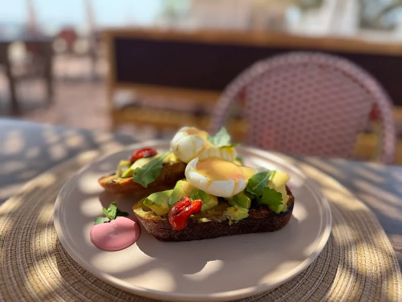 Isiko Beach Bar & Restaurant 2