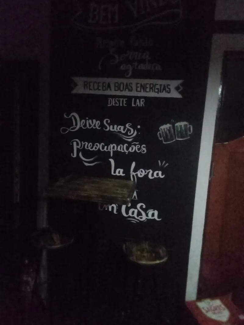Black & White Bar Café 3