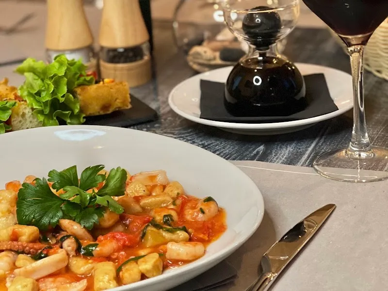 La Trattoria, café & Italian restaurant in Cape Verde 2