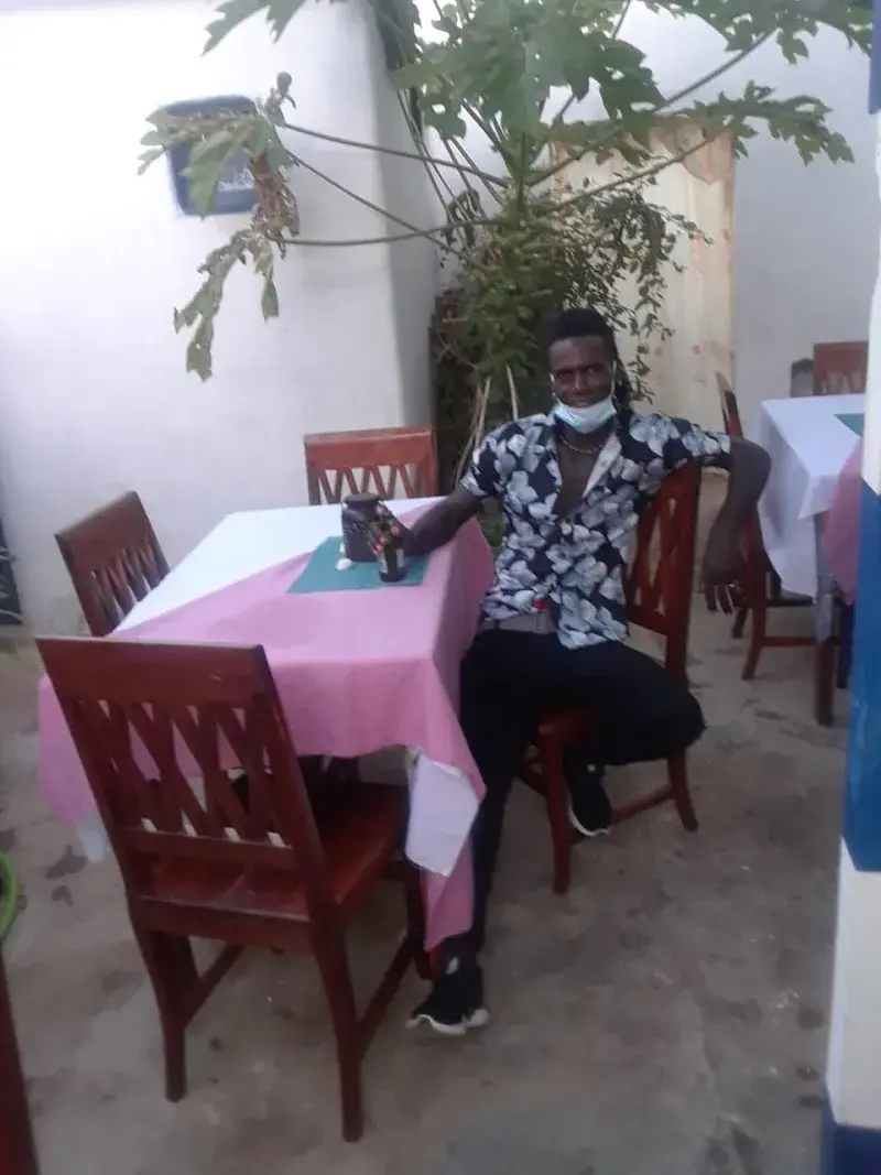 Mariama in Morro - Loja Bert Restaurante