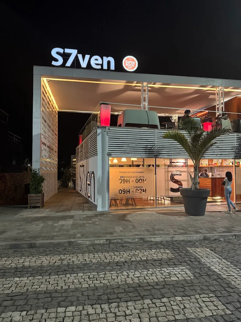 Seven Beach Club 4