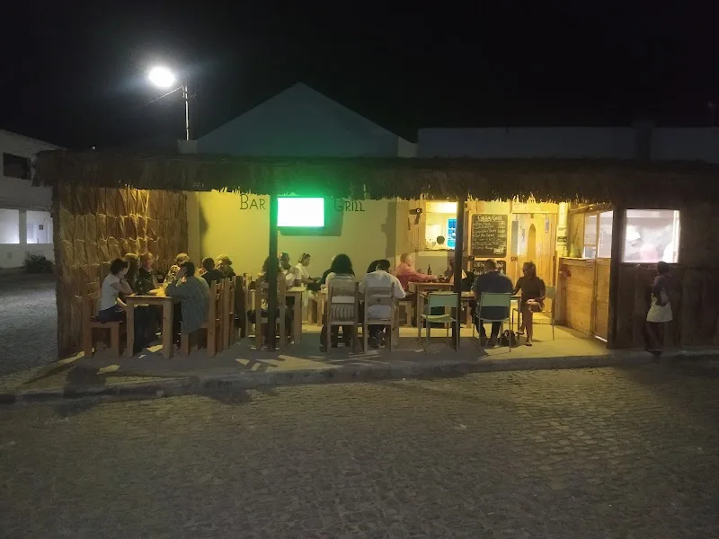 Simple Bar/Grill 3
