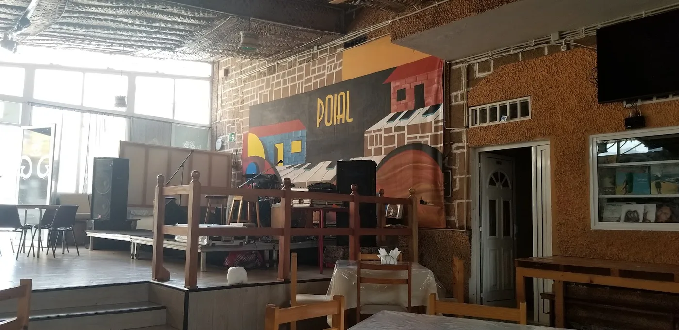 Poial Lounge 2