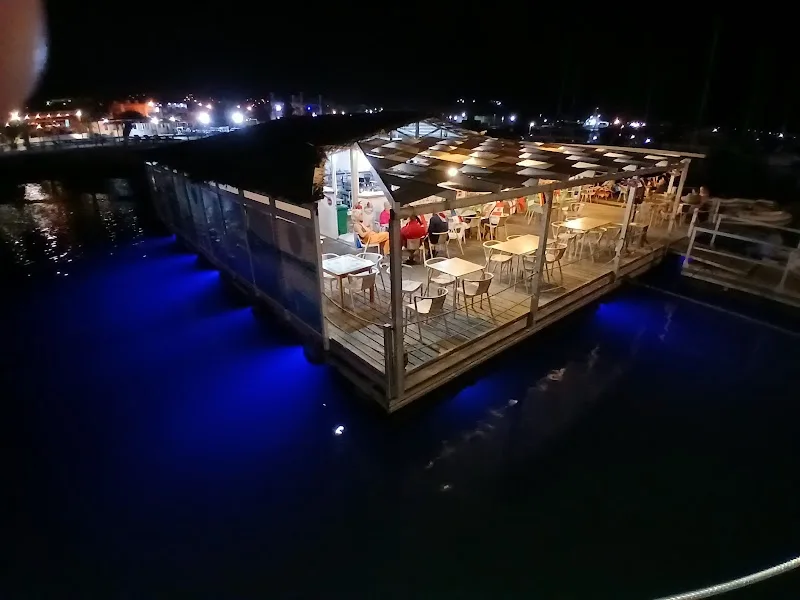Marina Mindelo Floating Bar 4