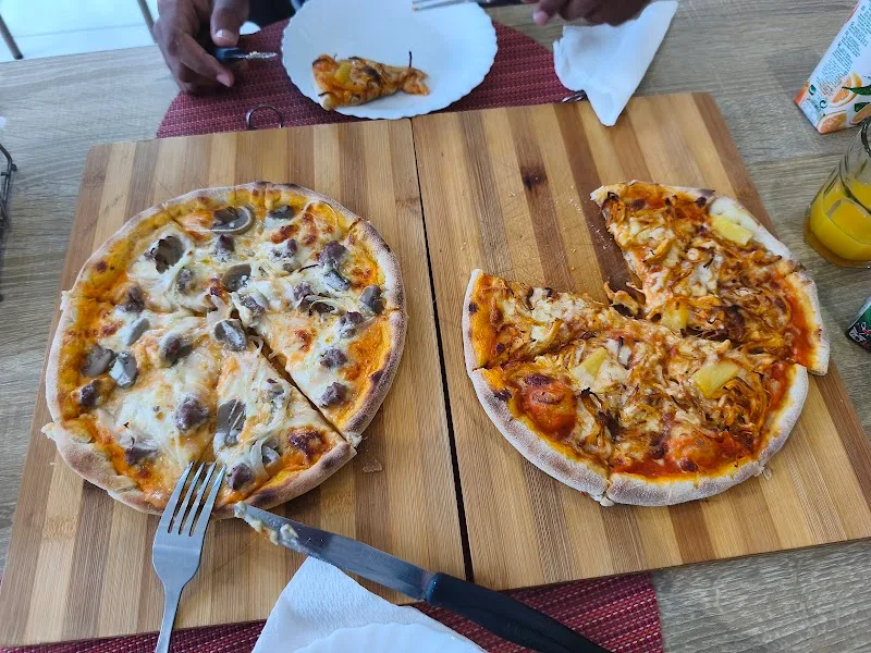 Meu Coracau do Maio Italian Restaurant 3